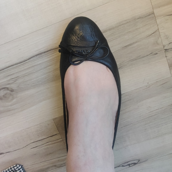 Prada flats - Picture 3 of 4